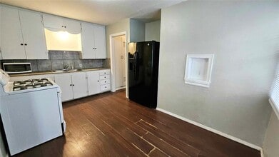 1339 SW 26th St in Oklahoma City, OK - Building Photo - Building Photo