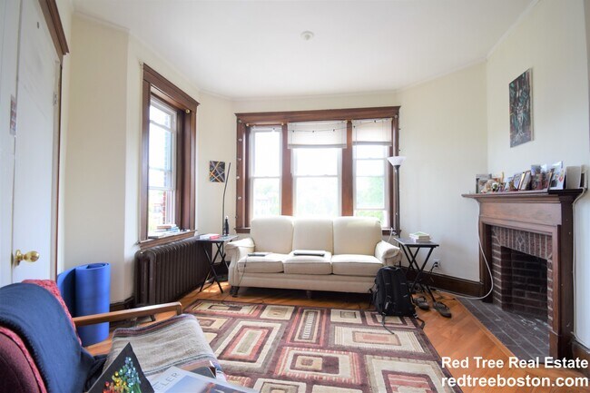 property at 1725 Commonwealth Ave