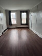 304 Front St in Belvidere, NJ - Building Photo - Building Photo