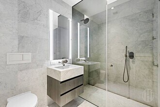 130 William St in New York, NY - Building Photo - Building Photo