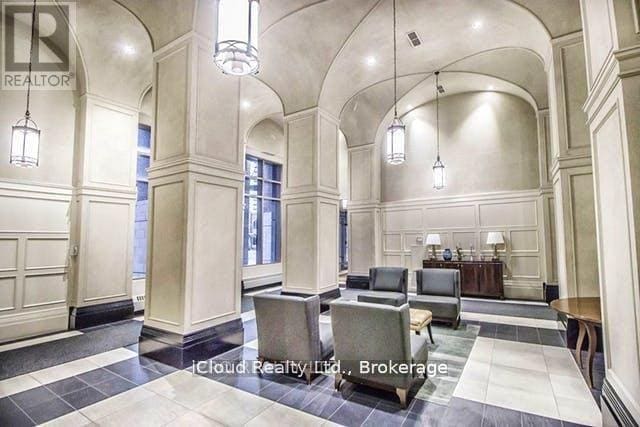 388 Prince of Wales Dr in Mississauga, ON - Building Photo - Building Photo