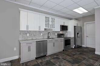 429 Wendover Dr in Princeton, NJ - Building Photo - Building Photo