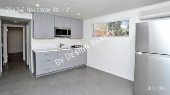 2542 E Halcyon Rd in Tucson, AZ - Building Photo