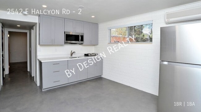 property at 2542 E Halcyon Rd