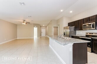 1689 Waltz St SE in Palm Bay, FL - Building Photo - Building Photo