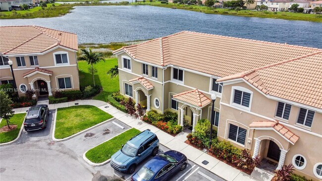 1180 SE 23rd Ave in Homestead, FL - Building Photo - Building Photo