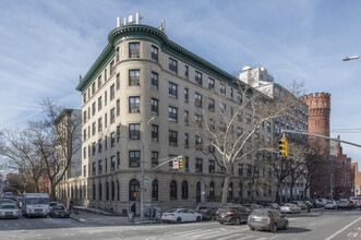 1350 Grant Sq in Brooklyn, NY - Building Photo - Primary Photo