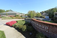 Building Photo - Aspenwood Apartamentos in Louisville, Kentucky