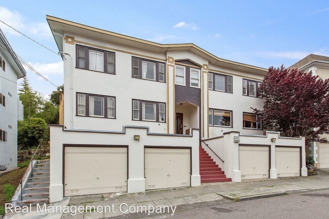 660 Beacon St in Oakland, CA - Foto de edificio - Building Photo