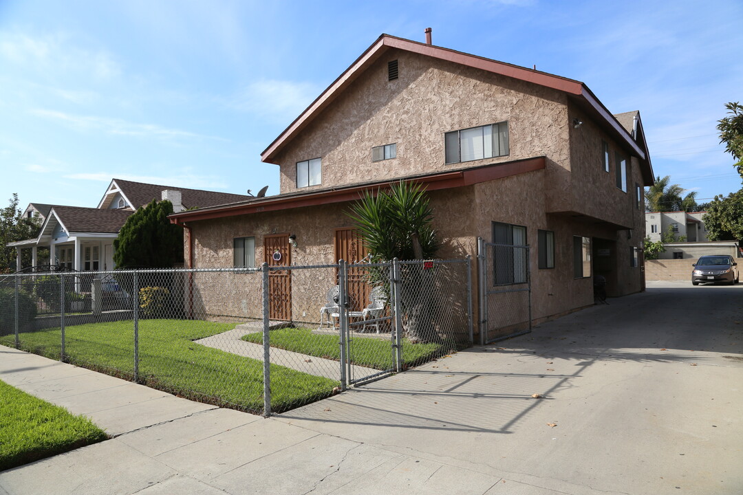 3019 Alsace Ave in Los Angeles, CA - Building Photo