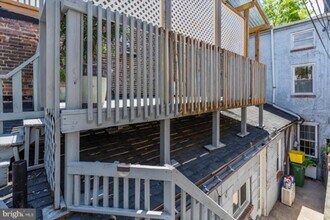 2010 Fleet St in Baltimore, MD - Building Photo - Building Photo