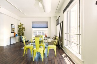 Viridian Lofts in San Diego, CA - Building Photo - Building Photo