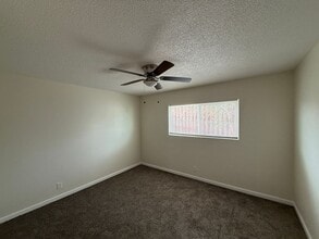 6521 Valley Ave in Inyokern, CA - Building Photo - Building Photo