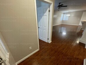 7004 Dravite Dr in Bakersfield, CA - Building Photo - Building Photo
