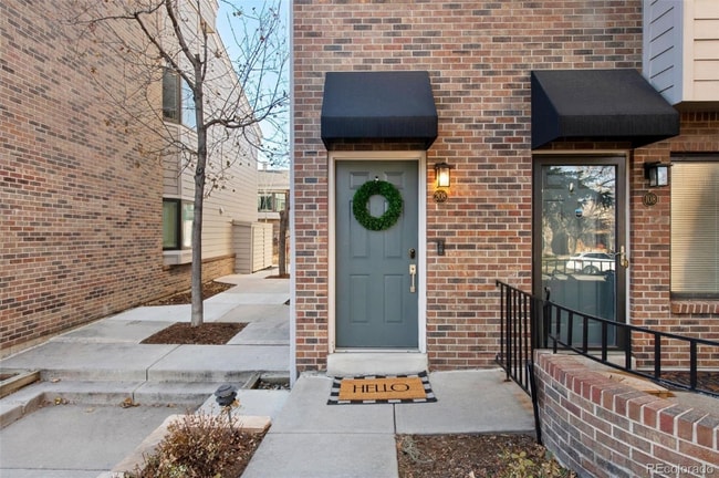property at 221 S Garfield St
