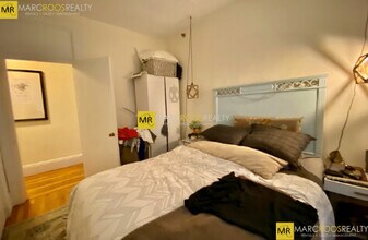900 Boylston St, Unit #4 in Boston, MA - Foto de edificio - Building Photo