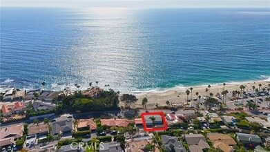 31261 Monterey St in Laguna Beach, CA - Foto de edificio - Building Photo