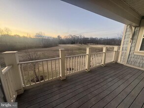 13884 Greendale Dr in Woodbridge, VA - Building Photo - Building Photo