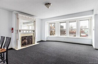 493 Delaware Ave in Buffalo, NY - Building Photo - Building Photo