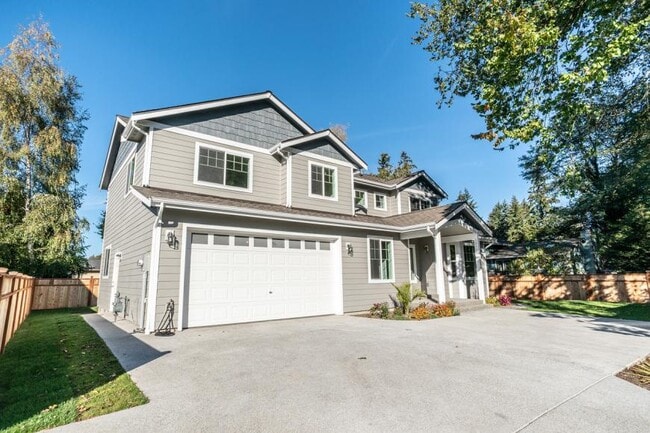 18540 Stone Ave N in Shoreline, WA - Building Photo - Building Photo