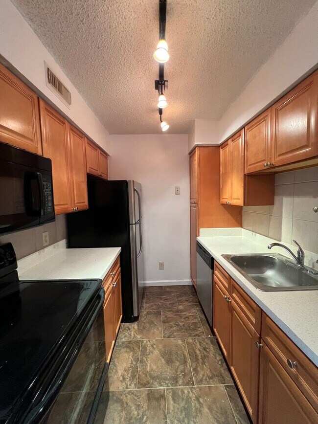 285 Wymore Rd in Altamonte Springs, FL - Building Photo - Building Photo