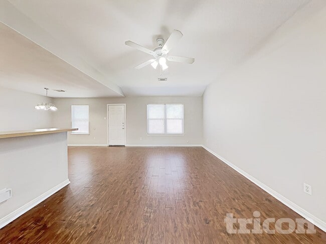 220 Kellyn Ct in Conroe, TX - Building Photo - Building Photo