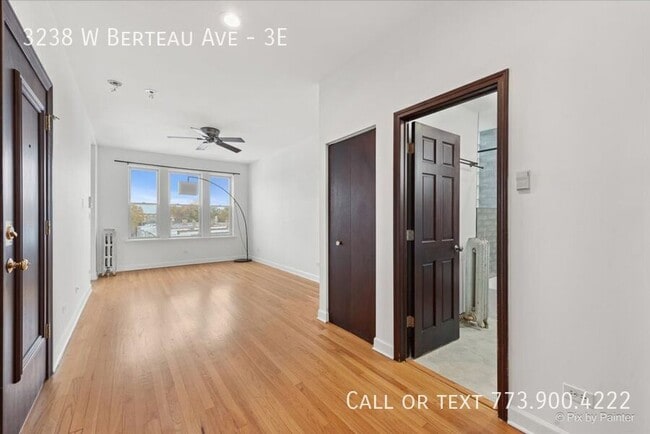 3238 W Berteau Ave in Chicago, IL - Building Photo - Building Photo