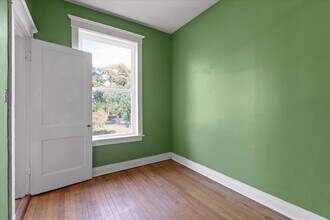 3145 W Augusta Blvd in Chicago, IL - Building Photo - Building Photo