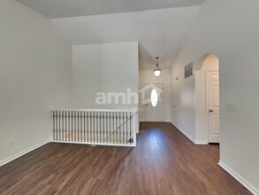 10704 Sandy Ct in Independence, KY - Building Photo - Building Photo