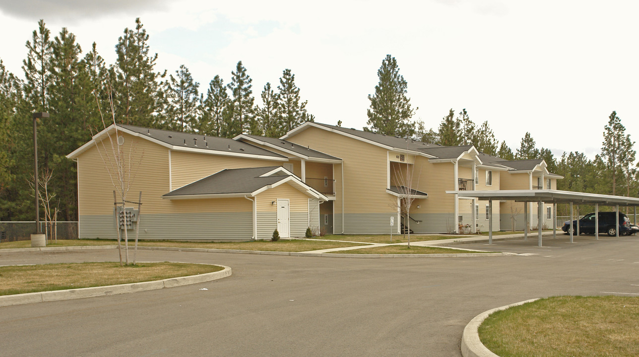 Kathleen Corners in Coeur d'Alene, ID - Building Photo