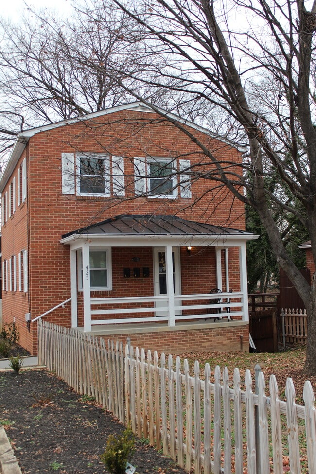 425 S Loudoun St, Unit C in Winchester, VA - Building Photo - Building Photo