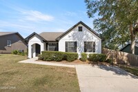 4130 White Pine Ct in Tallahassee, FL - Foto de edificio - Building Photo