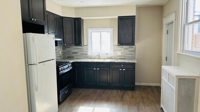 4442 Overbrook Ave in Philadelphia, PA - Building Photo - Building Photo