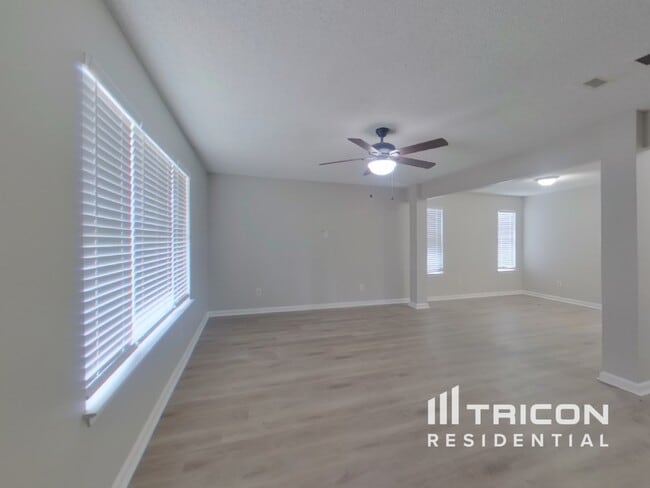 819 Tramore Dr in Stockbridge, GA - Building Photo - Building Photo