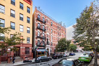 285 E 110th St in New York, NY - Building Photo - Building Photo