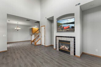 20435 Kensfield Trail in Lakeville, MN - Building Photo - Building Photo