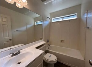 8530 W Chickasaw St in Tolleson, AZ - Foto de edificio - Building Photo