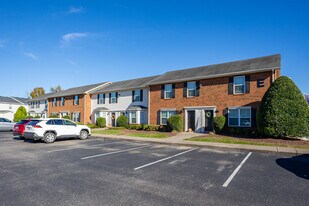 The Summit Townhomes in Murfreesboro, TN - Building Photo