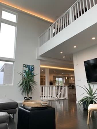 1979 Massachusetts Ave, Unit PH in Cambridge, MA - Foto de edificio - Building Photo