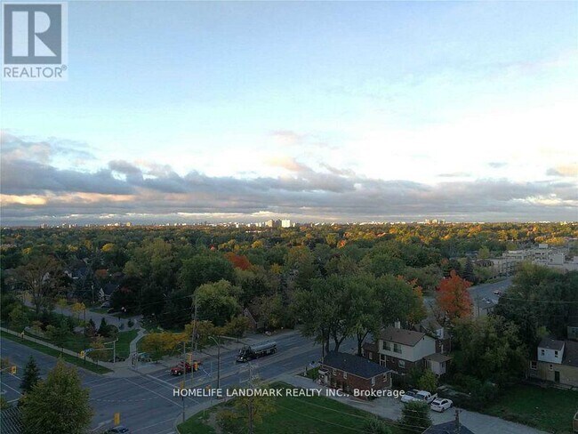 15-1015 Greenview Ave in Toronto, ON - Building Photo - Building Photo