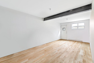 152 Sackman St in Brooklyn, NY - Building Photo - Interior Photo