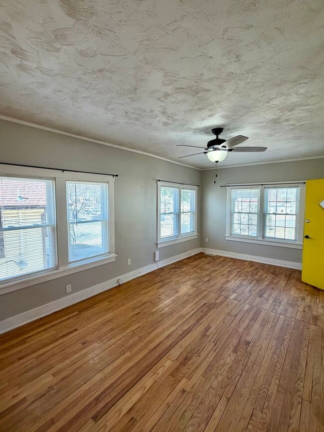 property at 4921 William St