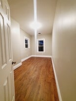 111 Claremont Ave, Unit 2 in Jersey City, NJ - Building Photo - Building Photo