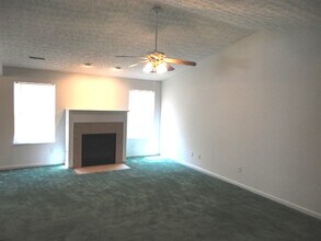 9244 Sawgrass Dr in Miamisburg, OH - Building Photo - Building Photo