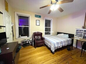 731 Parker St, Unit 1 in Boston, MA - Building Photo - Building Photo