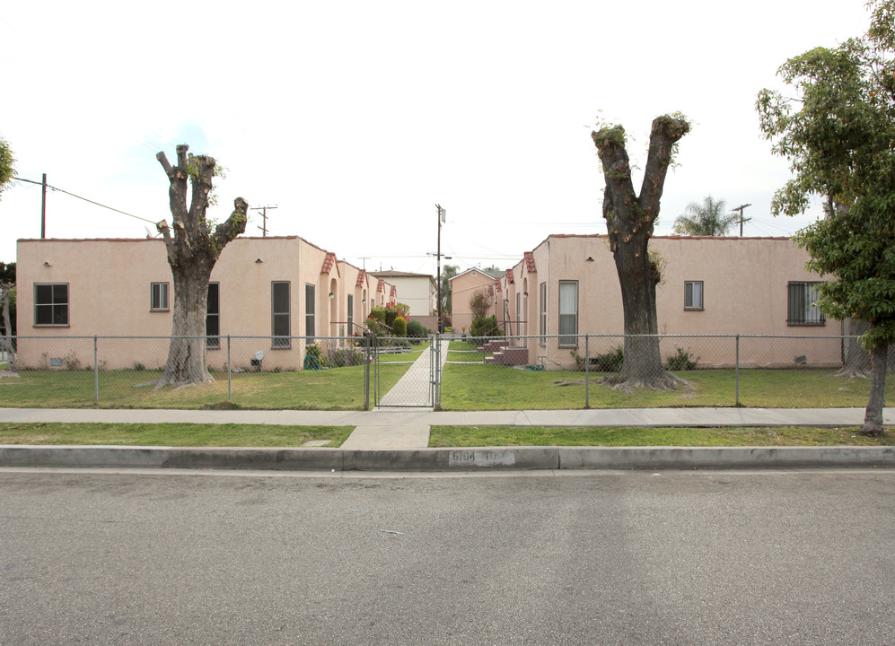 6104-6110 Mayflower Ave in Maywood, CA - Building Photo