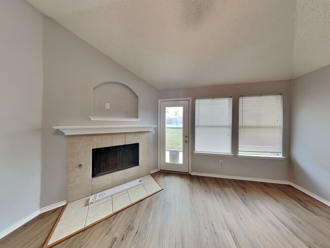 5424 Royal Birkdale Dr in Fort Worth, TX - Building Photo - Building Photo