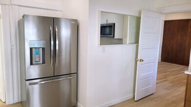 2112 Ashby Ave, Unit C in Berkeley, CA - Building Photo - Building Photo