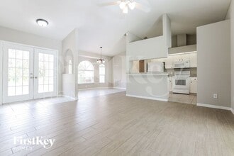 4390 La France Ave in North Port, FL - Building Photo - Building Photo