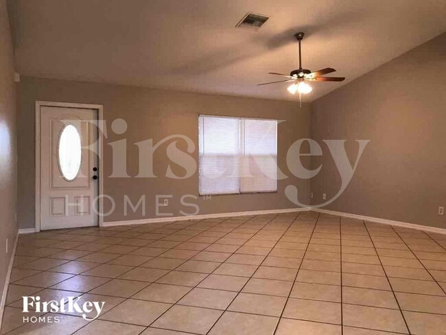 4103 10th St SW in Lehigh Acres, FL - Building Photo - Building Photo